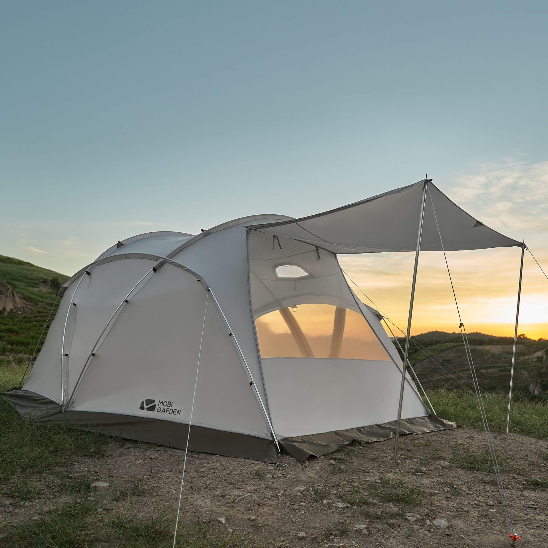 On The Road V - Mobi Garden