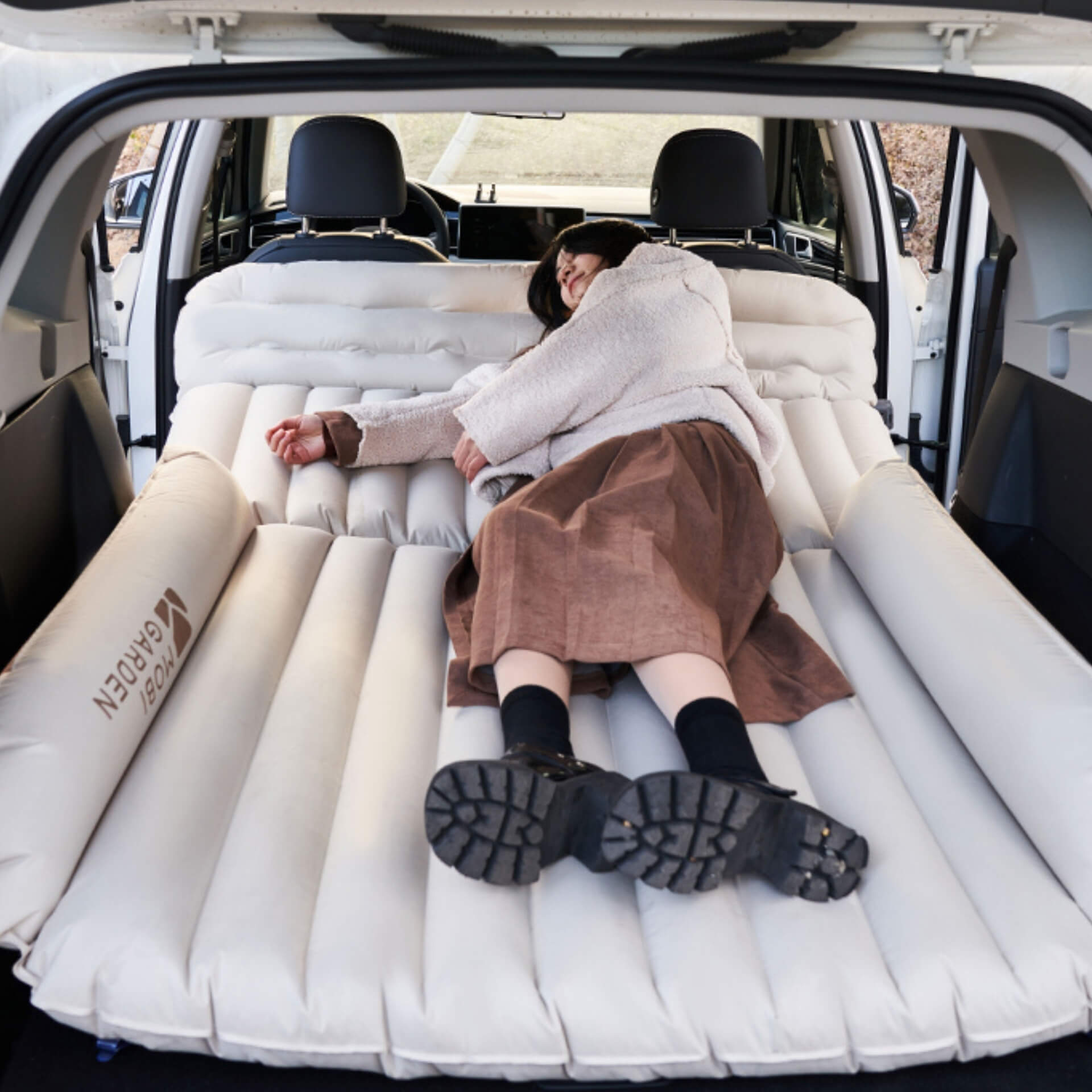 CloudSleep 8-Chamber Car Air Mattress - Mobi Garden, image size:1920x1920